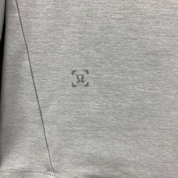 Lululemon Mens Shirt Small Light Gray Heather Surge Warm Long Sleeve Running - Picture 6 of 8